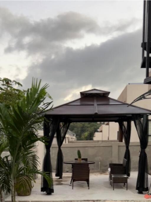 Villa La Rosa With Spectacular View Of Ocho Rios Exterior photo